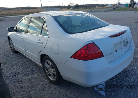 2006 Honda Accord 2.4 Ex from USA, damaged, VIN 1HGCM55856A053391